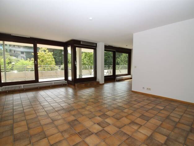 Wohnung zum Kauf 449.000 € 3,5 Zimmer 105 m² frei ab sofort Botnang Stuttgart 70195