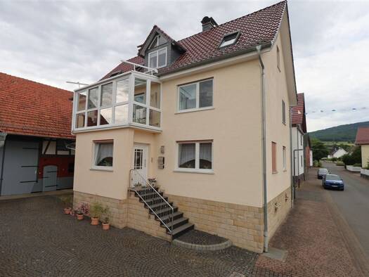 Einfamilienhaus zum Kauf 195.000 € 8 Zimmer 200 m² 2.536 m² Grundstück Frankershausen Berkatal 37297