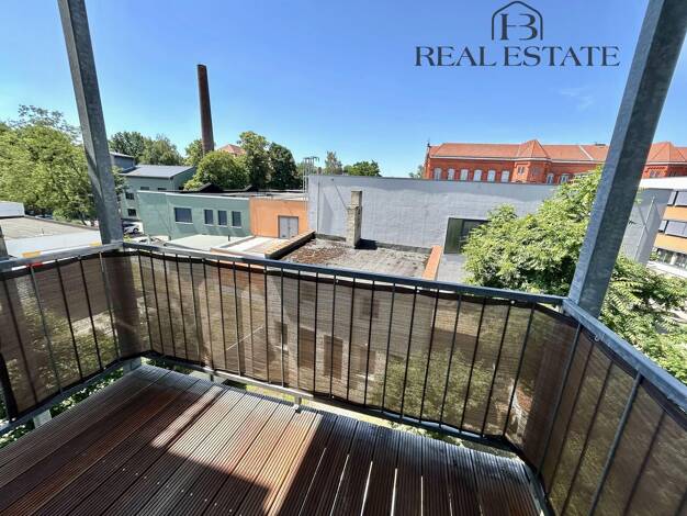 Wohnung zur Miete 530 € 3 Zimmer 77 m² 2. Geschoss frei ab 15.07.2026 Rogätzer Straße 60 Alte Neustadt Magdeburg 39106