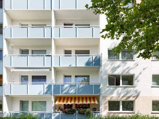 Wohnung zur Miete 255 € 2 Zimmer 41,7 m² 4. Geschoss Hildesheimer Straße 34 Südstadt Halle (Saale) 06128