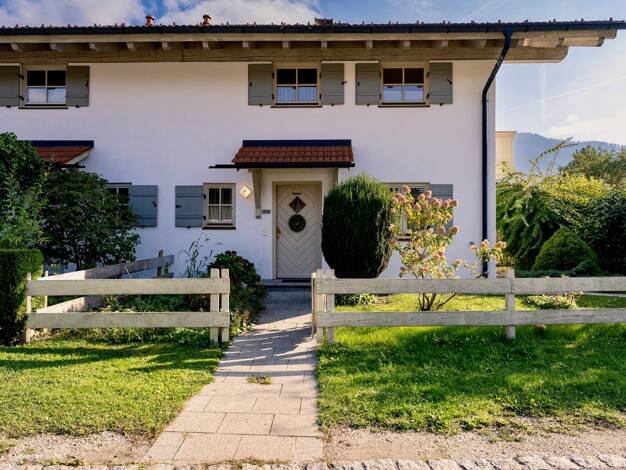 Doppelhaushälfte zum Kauf 695.000 € 3 Zimmer 130 m² 421 m² Grundstück Ruhpolding Ruhpolding 83324