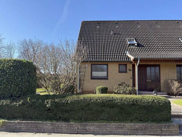 Doppelhaushälfte zum Kauf provisionsfrei 329.000 € 5 Zimmer 104 m² 500 m² Grundstück Bahnhofsweg 18b Harrislee 24955