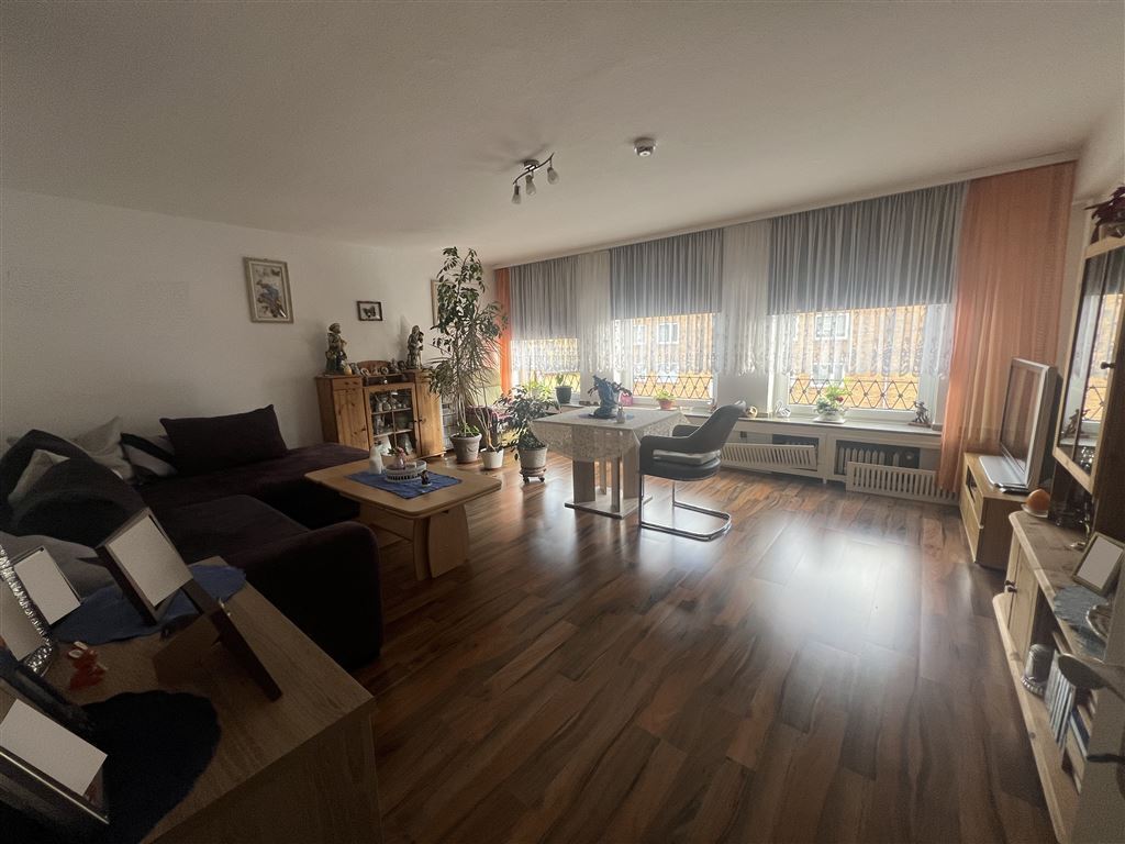 Wohnung zur Miete 480 € 2,5 Zimmer 76 m²<br/>Wohnfläche 2.<br/>Geschoss Borbeck Oberhausen 46047