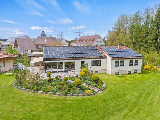 Mehrfamilienhaus zum Kauf 1.100.000 € 7,5 Zimmer 294,4 m² 10.099 m² Grundstück Bußmannshausen Schwendi-Bußmannshausen 88477