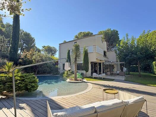 Haus zum Kauf 1.325.000 € 185 m² 1.074 m² Grundstück Aix-en-Provence 13100