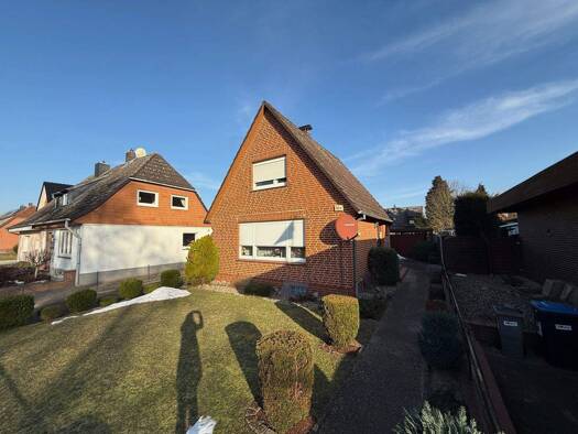 Einfamilienhaus zum Kauf 200.000 € 4 Zimmer 78 m² 685 m² Grundstück Lauenburg/Elbe 21481