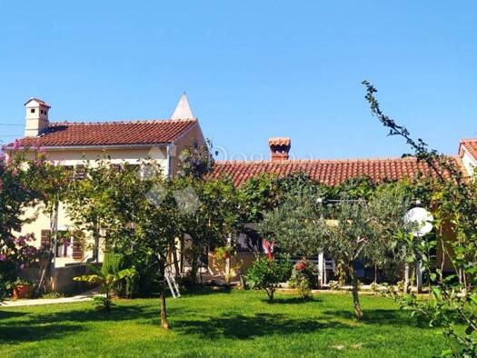 Haus zum Kauf 440.000 € 5 Zimmer 175 m² Kavran, Marcana Pavičini