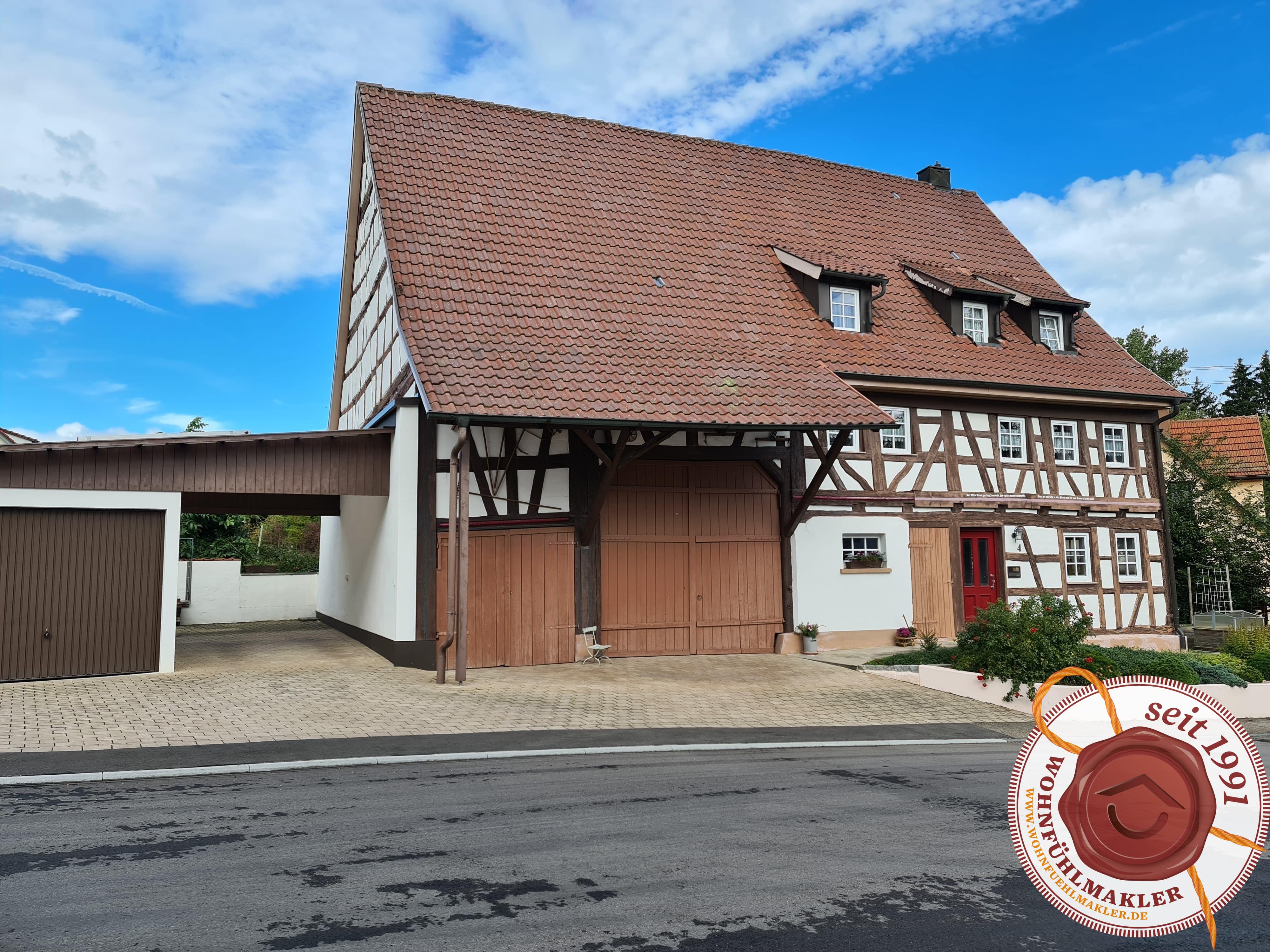 Einfamilienhaus zum Kauf 385.000 € 7 Zimmer 121,5 m²<br/>Wohnfläche 472 m²<br/>Grundstück Weilstetten Balingen 72336