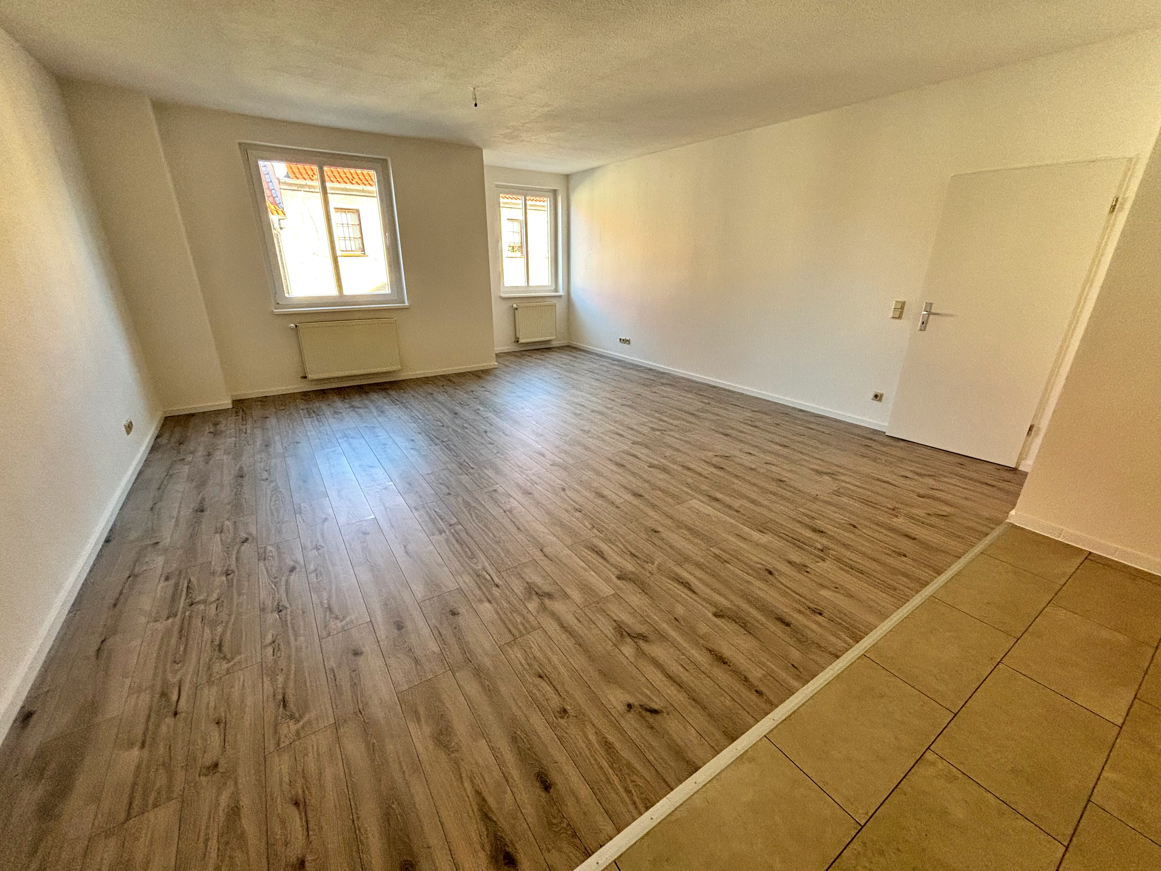 Wohnung zur Miete 395 € 2 Zimmer 69 m²<br/>Wohnfläche 1.<br/>Geschoss ab sofort<br/>Verfügbarkeit Alt Diesdorf 40 Alt Diesdorf Magdeburg 39110