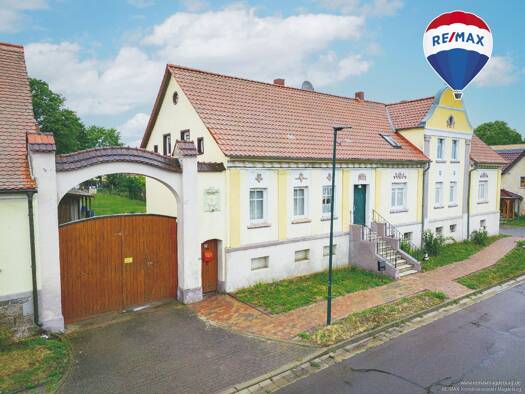 Mehrfamilienhaus zum Kauf 10 Zimmer 294 m² 1.602 m² Grundstück Zeddenick 39291