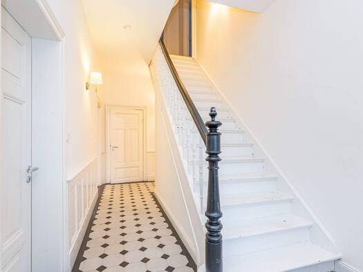 Einfamilienhaus zum Kauf 12 Zimmer 310 m² 388 m² Grundstück Buxtehude Buxthude 21614