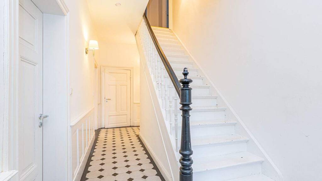 Einfamilienhaus zum Kauf 12 Zimmer 310 m² 388 m² Grundstück Buxtehude Buxthude 21614