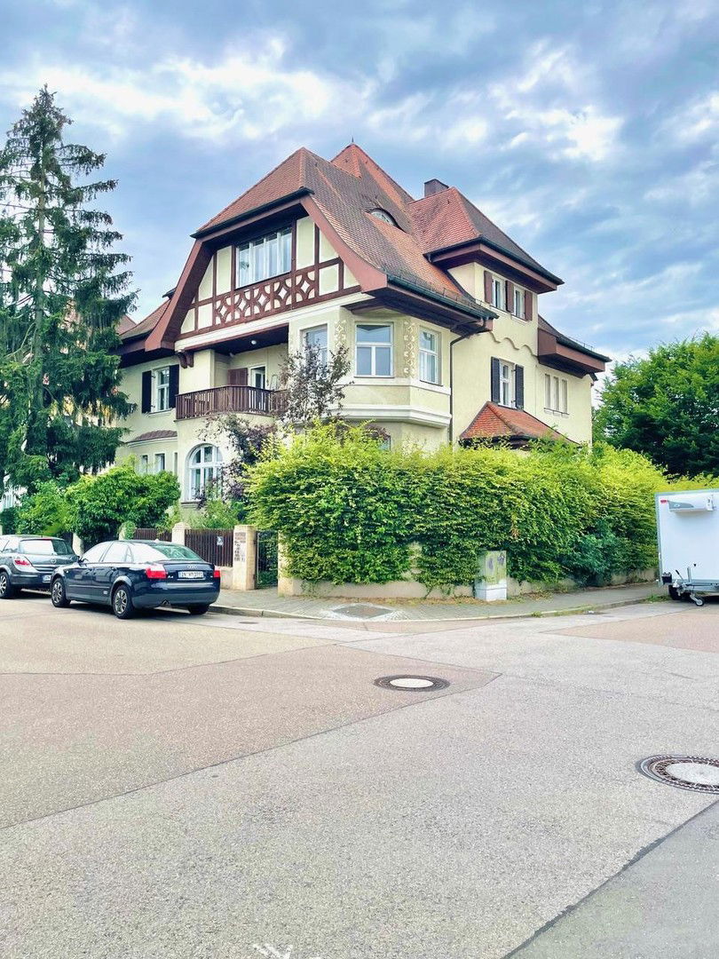 Villa zum Kauf provisionsfrei 1.400.000 € 12 Zimmer 442 m²<br/>Wohnfläche 715 m²<br/>Grundstück Gabelsbergerstraße Ingolstadt 85057