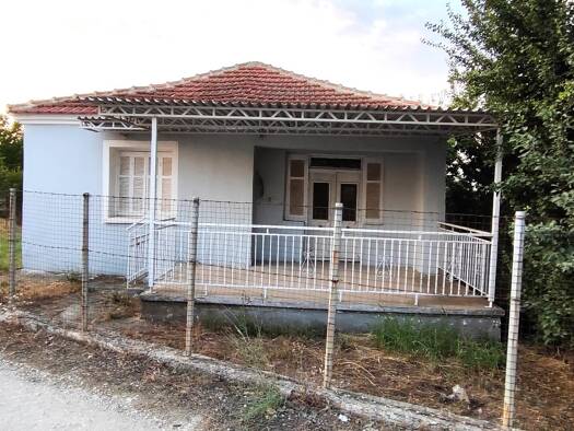 Einfamilienhaus zum Kauf 25.000 € 2 Zimmer 78 m² 620 m² Grundstück Sisamia, Serres