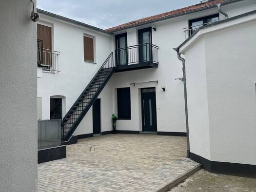 Wohnung zur Miete 850 € 1 Zimmer 42 m² Geschoss 1/2 frei ab 01.03.2026 Sossenheim Frankfurt am Main 65936