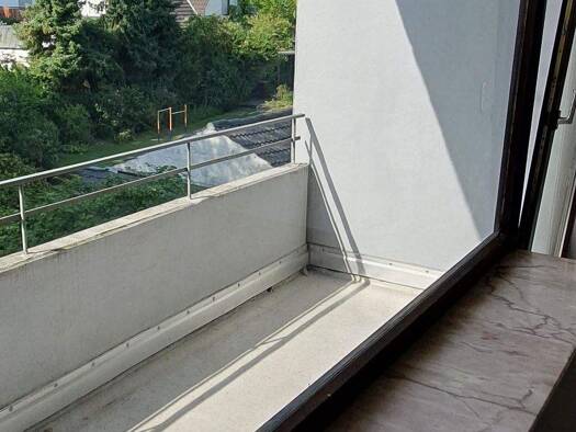 Wohnung zur Miete 330 € 1 Zimmer 33 m² 1. Geschoss frei ab sofort Jülicher Landstraße 138 Pomona Neuss 41464