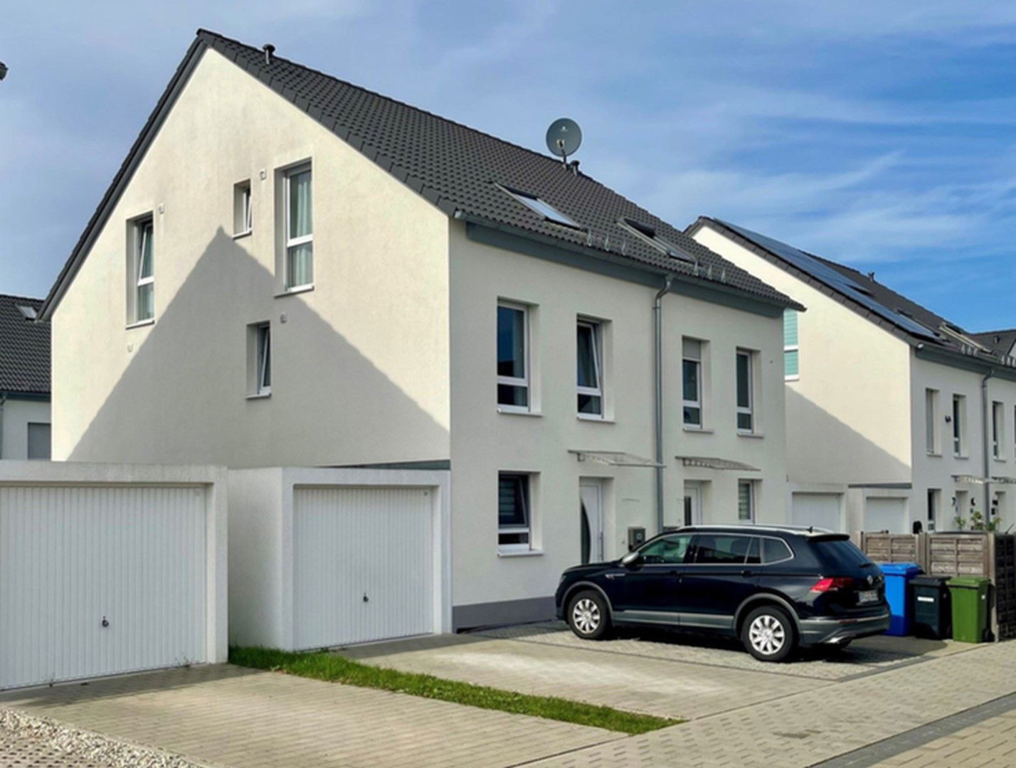 Doppelhaushälfte zum Kauf provisionsfrei 699.000 € 5 Zimmer 141 m²<br/>Wohnfläche 220 m²<br/>Grundstück 01.08.2025<br/>Verfügbarkeit Weiskirchen Rodgau 63110