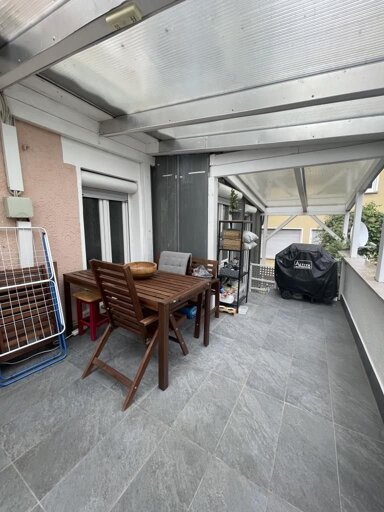 Wohnung zum Kauf 349.000 € 3 Zimmer 82,4 m² Untertürkheim Stuttgart 70327