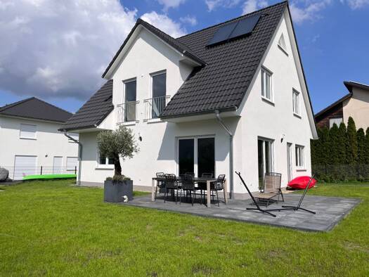 Einfamilienhaus zur Miete 3.234 € 4 Zimmer 154 m² 465 m² Grundstück frei ab 01.08.2026 Sarner Weg 38A Heinersdorf Berlin 13089