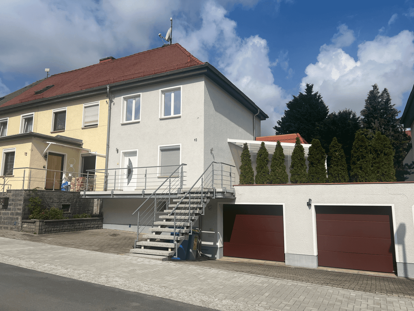 Reihenendhaus zum Kauf 300.000 € 9 Zimmer 166,2 m²<br/>Wohnfläche 328 m²<br/>Grundstück Marienthal West 434 Zwickau 08060