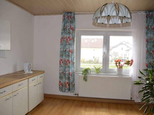 Mehrfamilienhaus zum Kauf 329.900 € 8 Zimmer 350 m² 1.092 m² Grundstück Hutthurm 94116