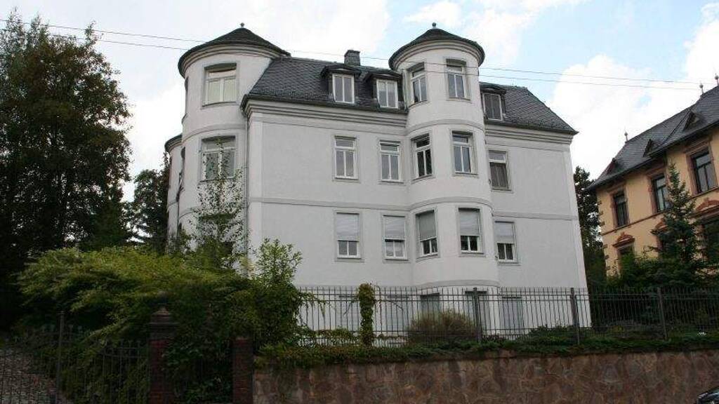 Wohnung zur Miete 825 € 3 Zimmer 124 m² Crimmitschau 08451