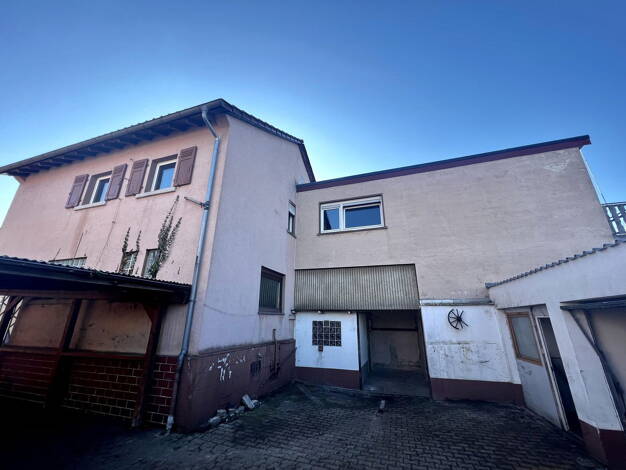 Mehrfamilienhaus zum Kauf provisionsfrei 369.000 € 5,5 Zimmer 138 m² 595 m² Grundstück Höchster Straße 57 Groß-Umstadt Groß-Umstadt 64823