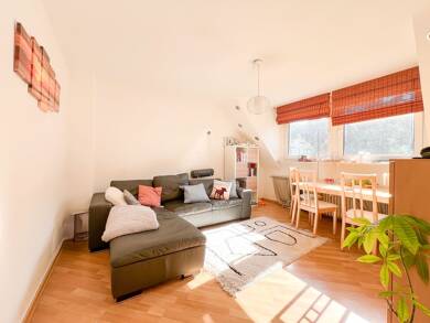 Wohnung zur Miete 300 € 2 Zimmer 42 m² 2. Geschoss frei ab 01.08.2025 Von-Wendt-Straße 3 Neviges-Mitte Velbert 42553