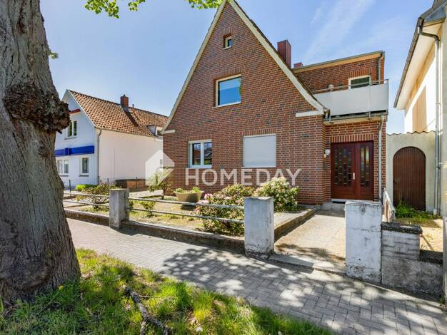 Mehrfamilienhaus zum Kauf 495.000 € 9 Zimmer 242 m² 982 m² Grundstück Bad Schwartau 23611
