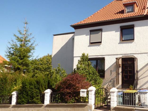 Doppelhaushälfte zum Kauf 285.000 € 6 Zimmer 146 m² 411 m² Grundstück Ilmenau Ilmenau 98693