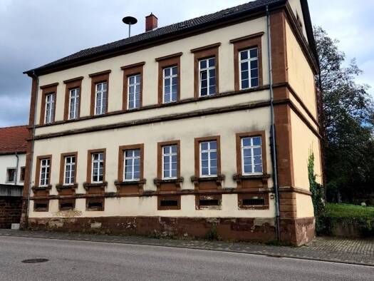 Mehrfamilienhaus zum Kauf 299.000 € 12 Zimmer 331 m² 454 m² Grundstück frei ab sofort Althornbach 66484