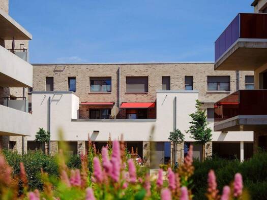 Wohnung zur Miete 909 € 2 Zimmer 73,5 m² EG frei ab 01.05.2026 Auf dem Kleekamp 51 Fallersleben Wolfsburg 38442