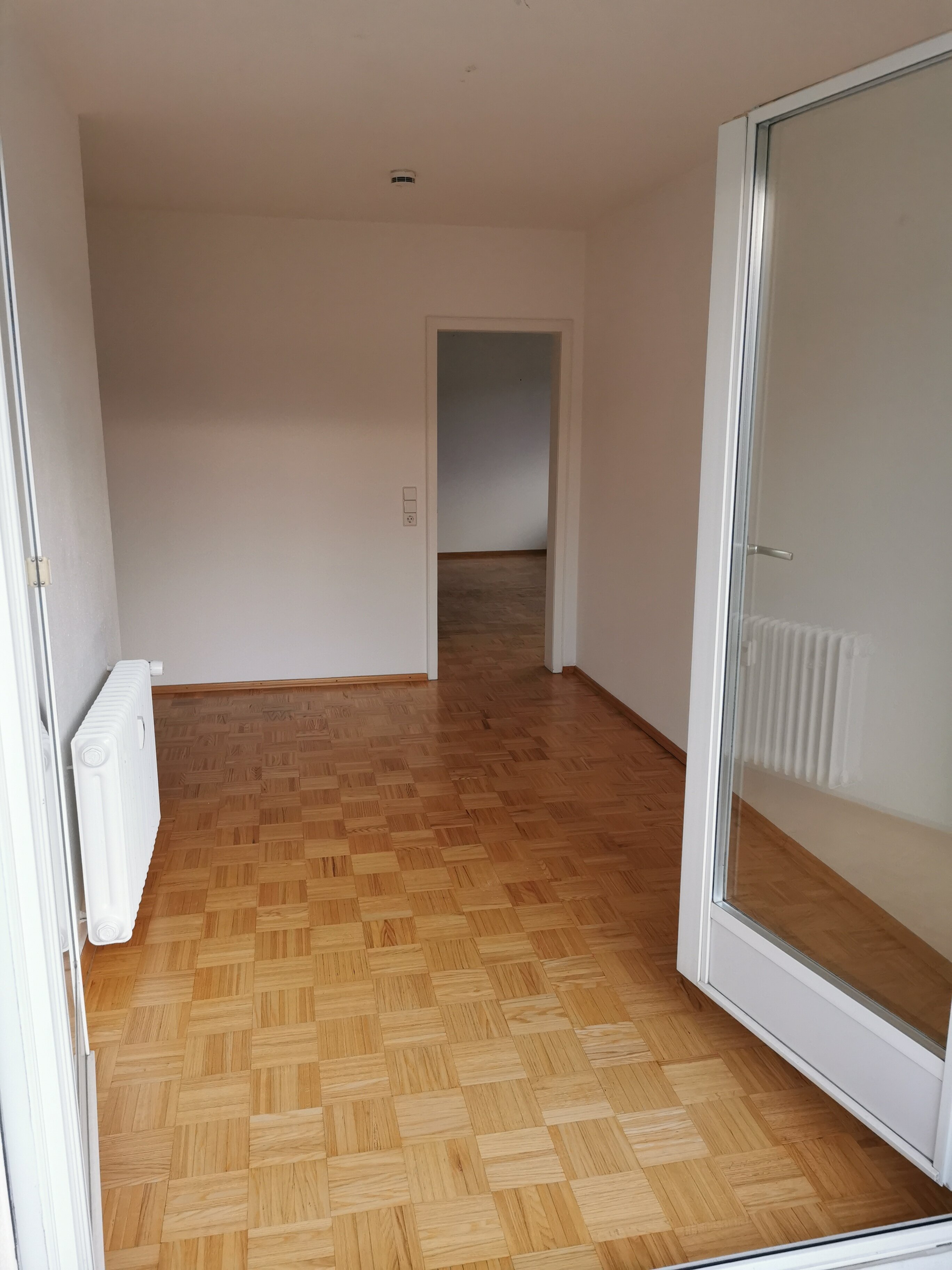 Wohnung zur Miete 790 € 3 Zimmer 93 m²<br/>Wohnfläche 1.<br/>Geschoss 01.11.2024<br/>Verfügbarkeit Trossingen Trossingen 78647