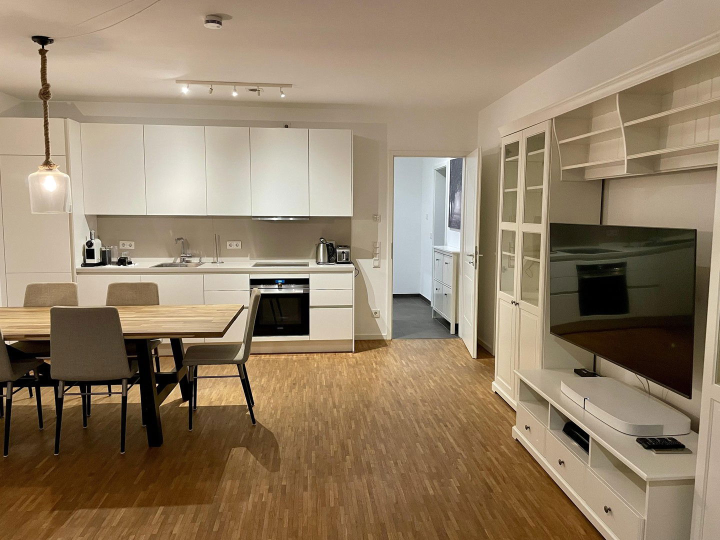 Wohnung zur Miete 1.490 € 2 Zimmer 68 m²<br/>Wohnfläche Sachsenhausen - Nord Frankfurt 60596