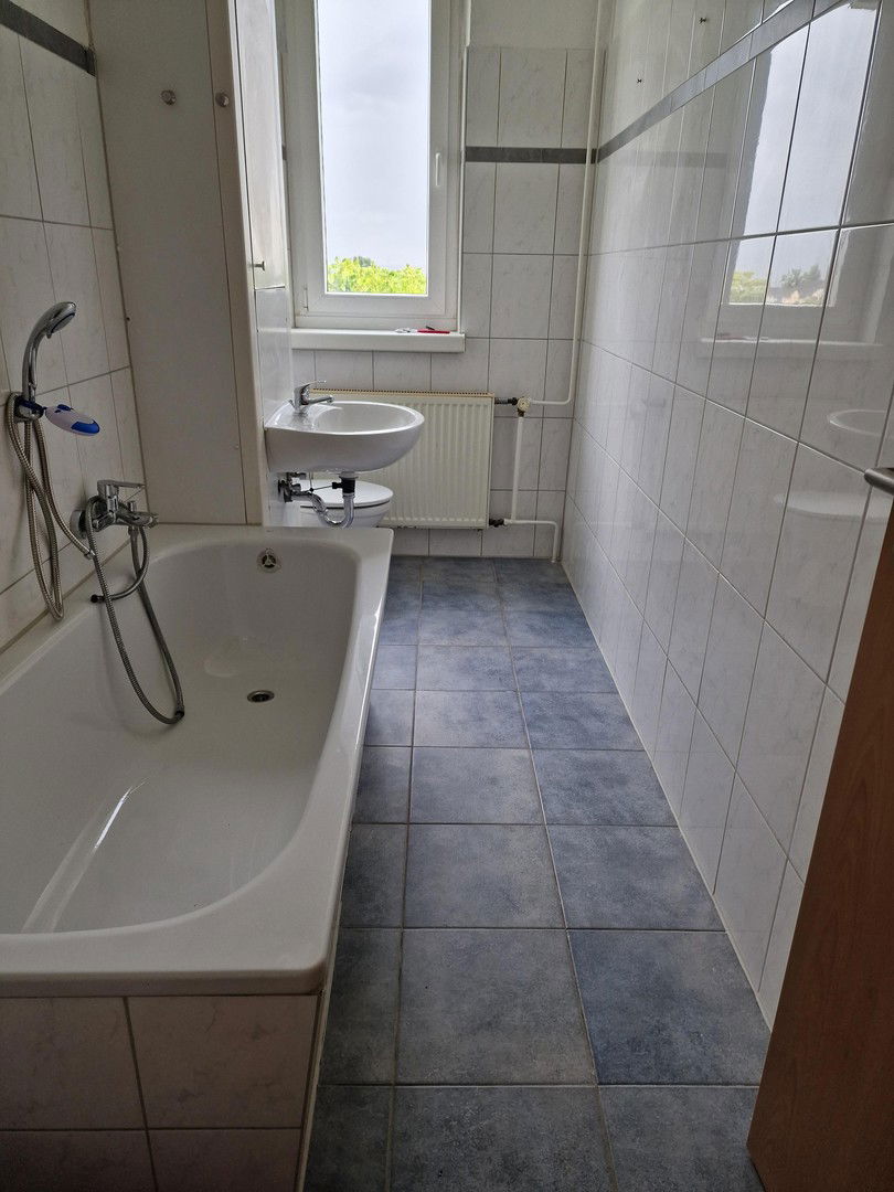 Wohnung zur Miete 400 € 4 Zimmer 77,1 m²<br/>Wohnfläche 5.<br/>Geschoss Puschkinstr. 2 Halberstadt Sachsen-Anhalt - Halberstadt 38820