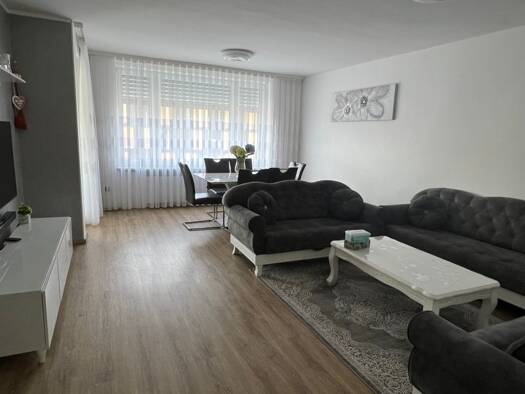 Wohnung zum Kauf 295.000 € 3 Zimmer 91,7 m² 2. Geschoss Kasernenviertel Regensburg 93053