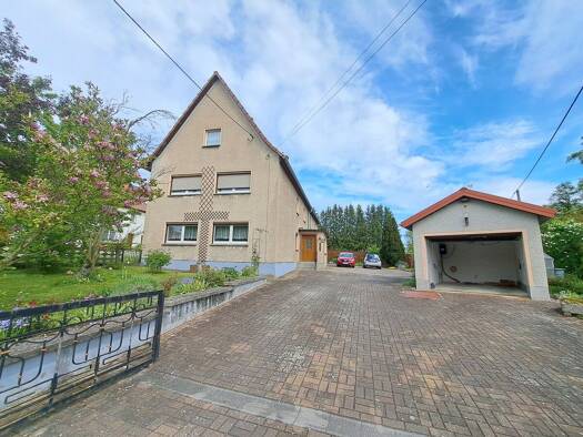 Einfamilienhaus zum Kauf 150.000 € 129,3 m² 965 m² Grundstück Untere Dorfstraße 18 Niederschöna Halsbrücke 09633
