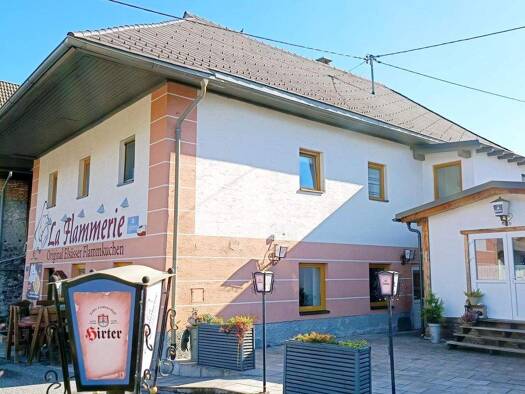 Restaurant zum Kauf 590.000 € 1.415 m² Grundstück Arnoldstein 9587