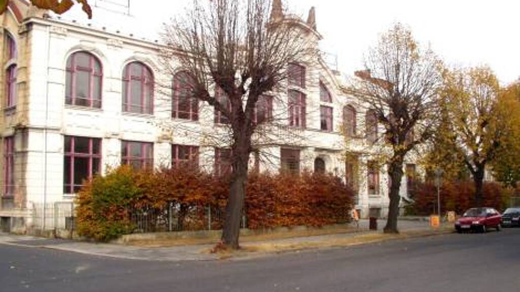 Haus zum Kauf 505.000 € 1 Zimmer 1 m² 4.200 m² Grundstück Krnov 79401