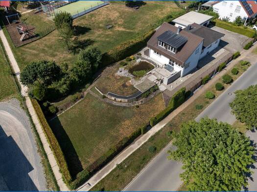 Einfamilienhaus zum Kauf 769.500 € 7,5 Zimmer 210 m² 1.484 m² Grundstück Nenzingen Orsingen-Nenzingen 78359