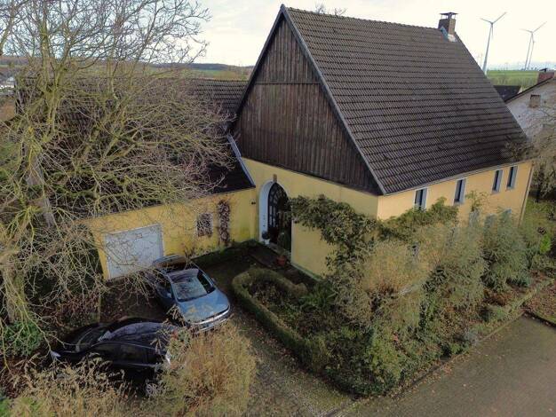 Bauernhaus zum Kauf provisionsfrei 590.000 € 7,5 Zimmer 191 m² 1.254 m² Grundstück frei ab sofort Im Knick 9 Benhausen Paderborn 33100