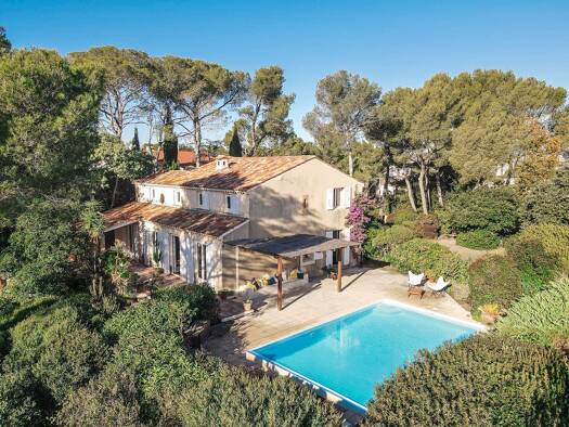 Einfamilienhaus zum Kauf 1.050.000 € 186 m² 1.629 m² Grundstück Cabries ST RAPHAEL 83530