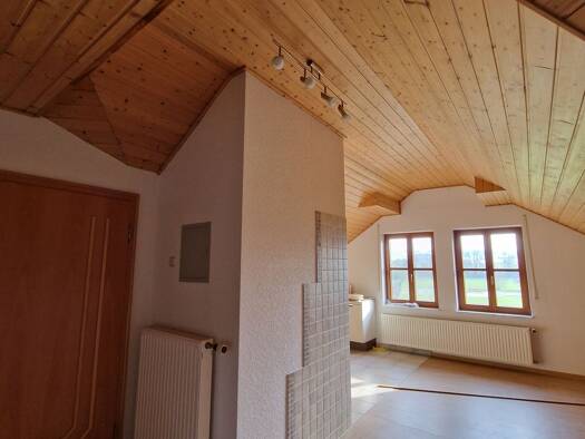 Wohnung zur Miete 765 € 3 Zimmer 85 m² Geschoss 2/3 frei ab 01.01.2027 Struth Flieden 36103