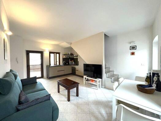 Einfamilienhaus zum Kauf 152.000 € 2 Zimmer 64 m² frei ab sofort Besozzo