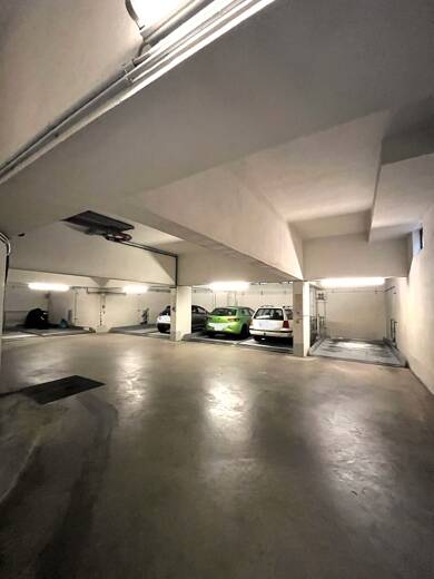 Tiefgarage zur Miete provisionsfrei 90 € Pfarrer-Schneider-Straße 2 Niedersedlitz Dresden 01257