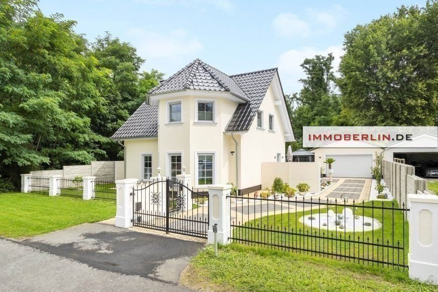 Einfamilienhaus zum Kauf 659.000 € 4 Zimmer 135 m²<br/>Wohnfläche 688 m²<br/>Grundstück ab sofort<br/>Verfügbarkeit Kummersdorf-Alexanderdorf Am Mellensee 15838