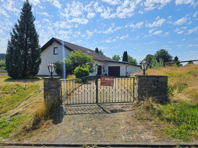 Einfamilienhaus zum Kauf 450.000 € 7 Zimmer 236,4 m²<br/>Wohnfläche 20.901 m²<br/>Grundstück Niederprüm Prüm 54595