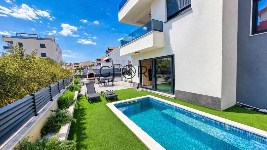 Wohnung zum Kauf 289.000 € 2 Zimmer 50 m² Okrug