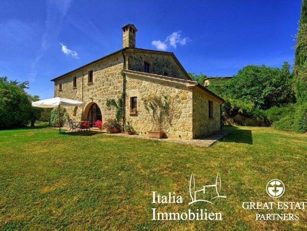 Bauernhaus zum Kauf 2.100.000 € 15 Zimmer 510 m² 229.380 m² Grundstück Sarteano 53047