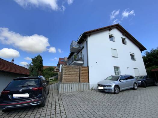 Wohnung zur Miete 750 € 2 Zimmer 61 m² Dachgeschoss frei ab sofort Wettstetten Wettstetten 85139